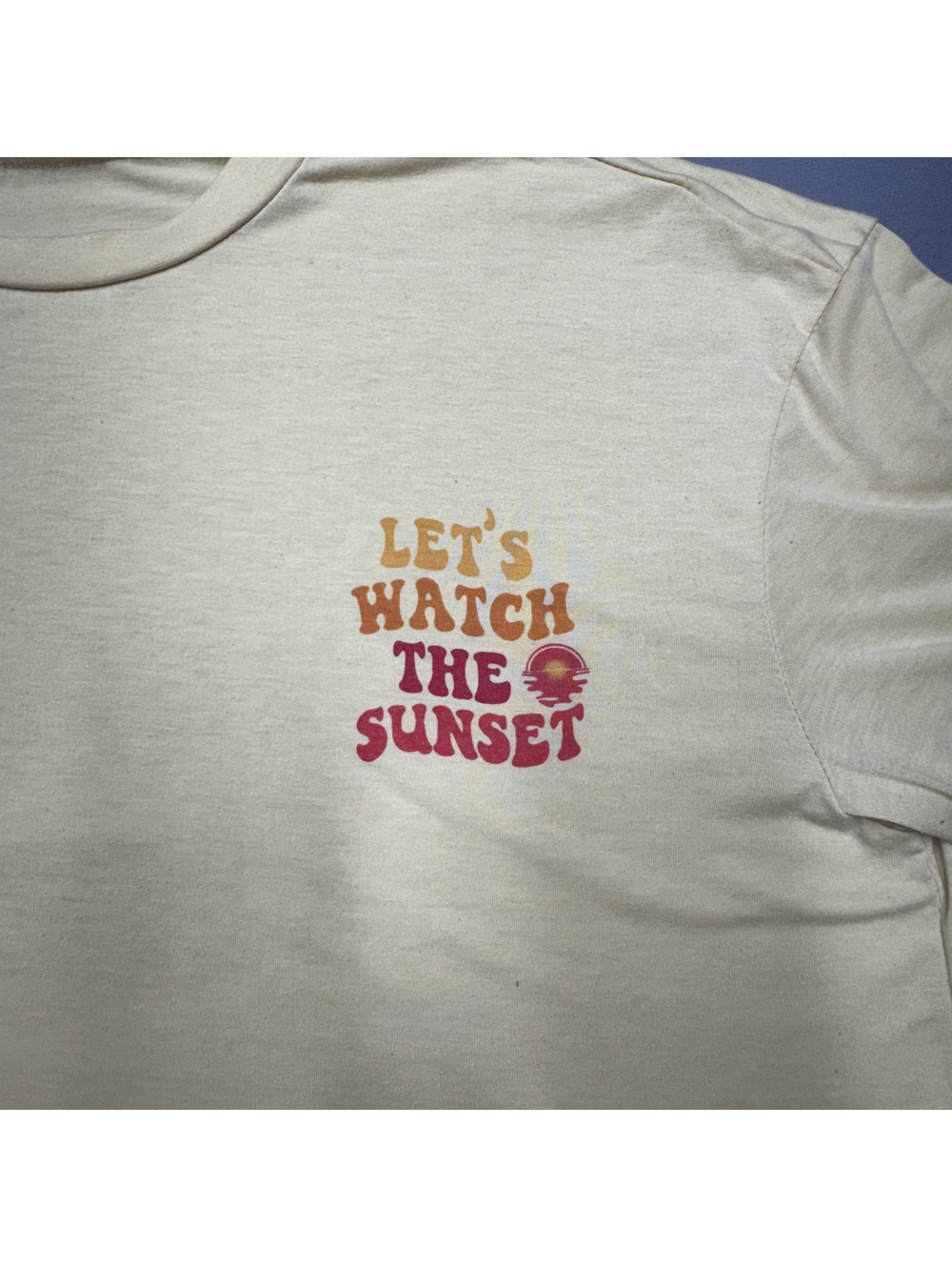 Shein Curve Women's Graphic Tee Stretch Sunset Graphic 0XL Yellow Retro - Picture 2 of 8